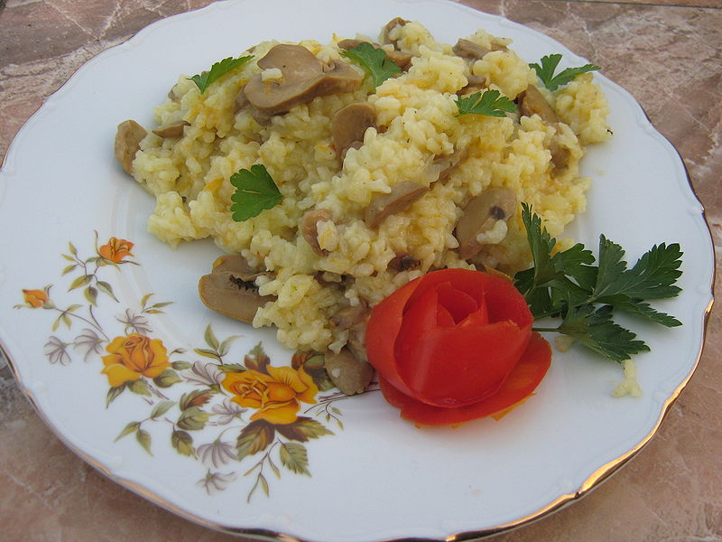 Fisier:Pilaf cu ciuperci 1.jpg