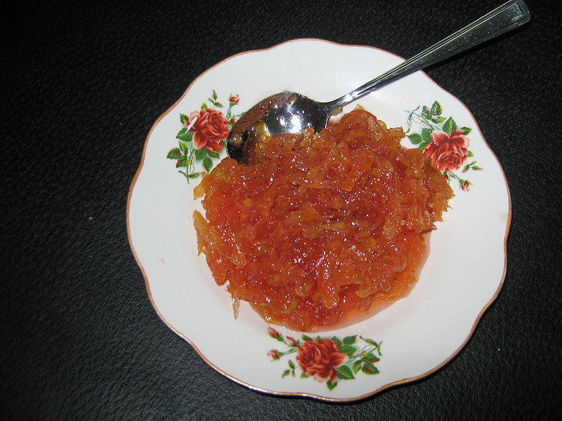 Fisier:Poftiti la gem de gutui.JPG