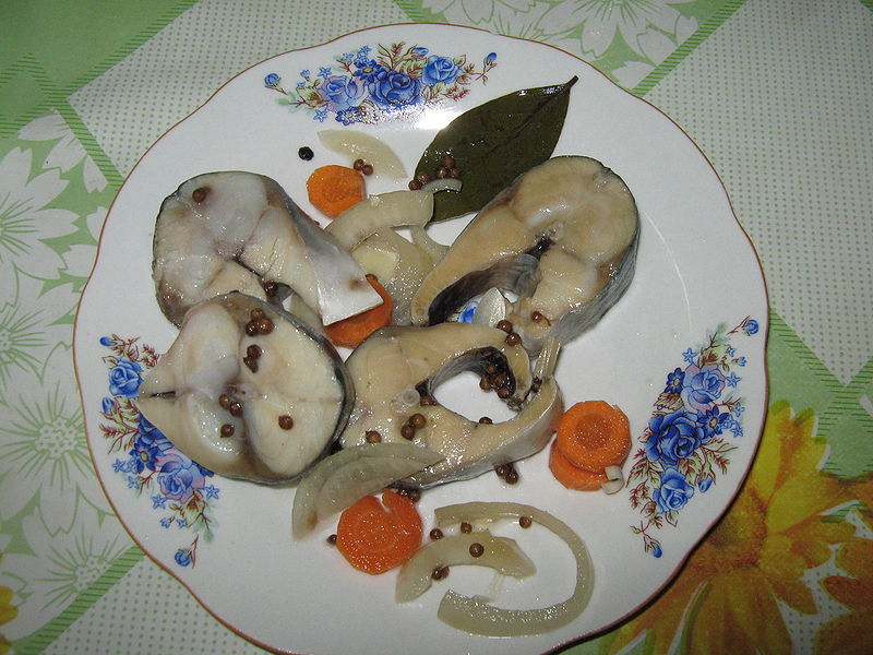 Fisier:Pofta buna la macrou marinat!.JPG