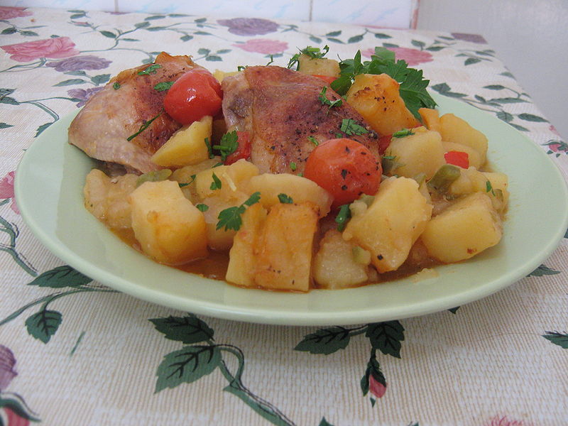 Fisier:Tocana de cartofi cu carne de pui3.jpg