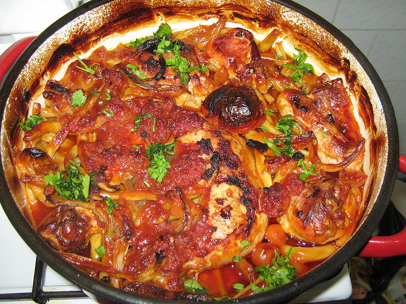 Fisier:Fasole verde cu pui.jpg