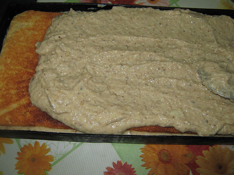 Fisier:Al doilea strat de crema.JPG