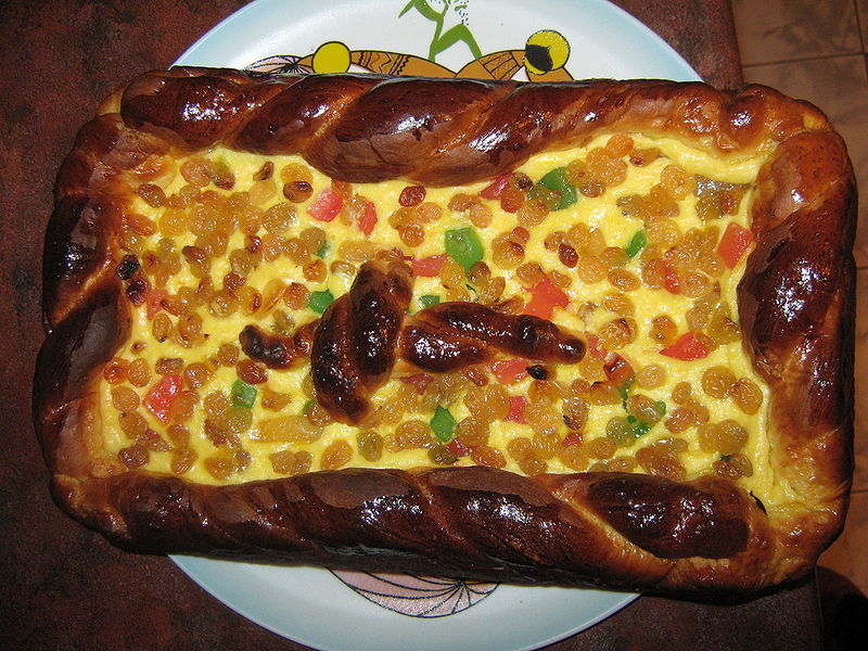 Fisier:Pasca cu branza ed vaci2.jpg