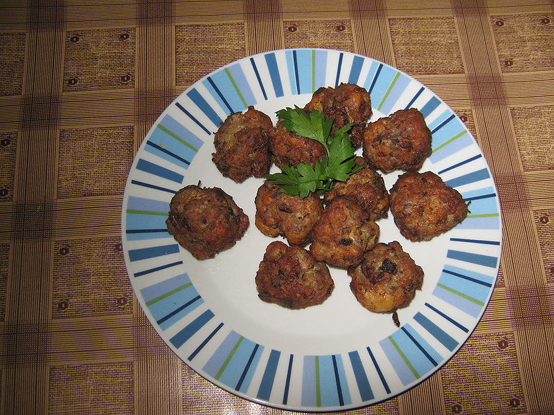 Fisier:Crochete din carne1.jpg