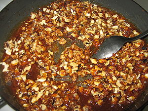 Nuci caramelizate