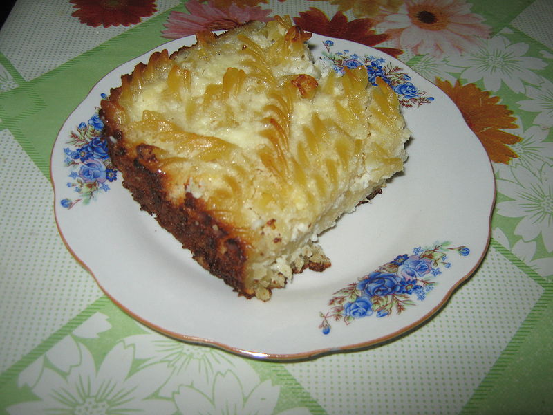 Fisier:Pofta buna la budinca de paste si branza .JPG