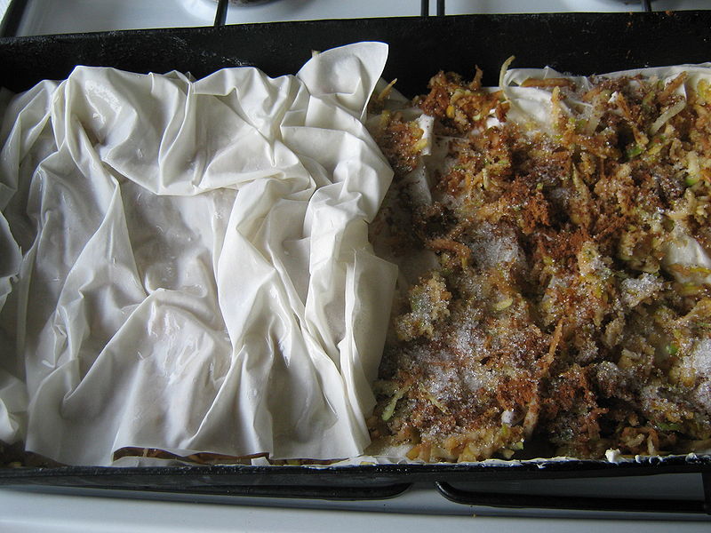 Fisier:Aranjarea placintei.jpg