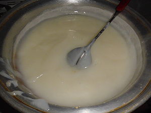 Prajitura cu crema de arahide