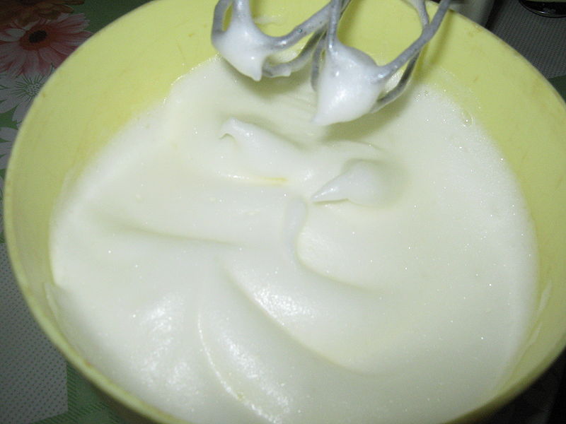 Fisier:Batere albus blat.JPG