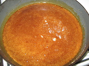 Nuci caramelizate