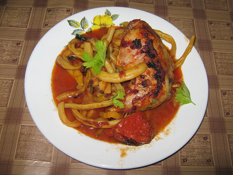 Fisier:Fasole verde cu pui3.jpg