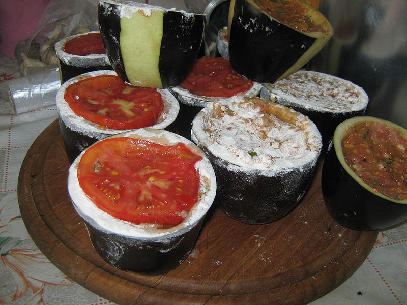 Fisier:Vinete umplute 2.jpg