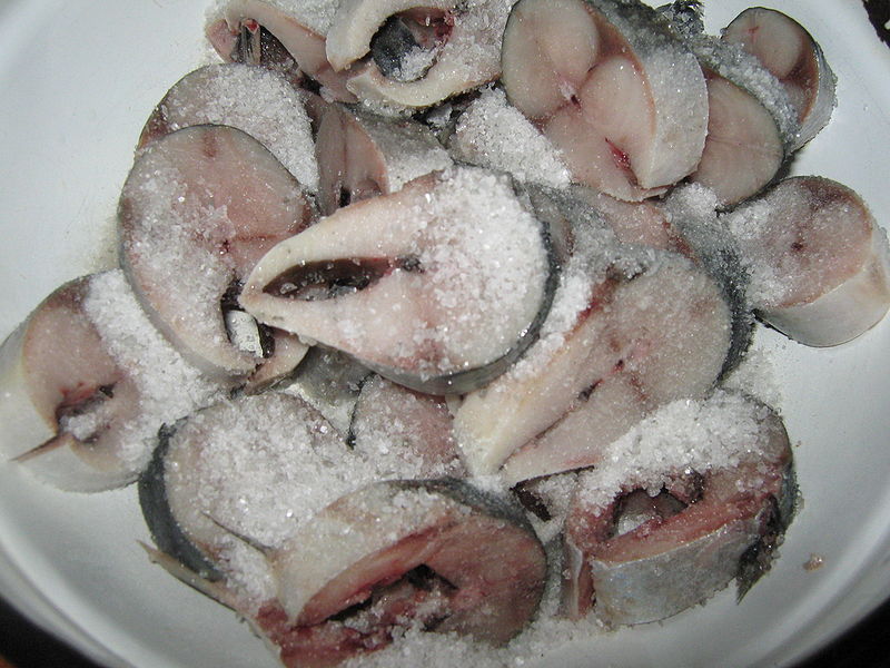 Fisier:Macroul feliat si sarat.JPG