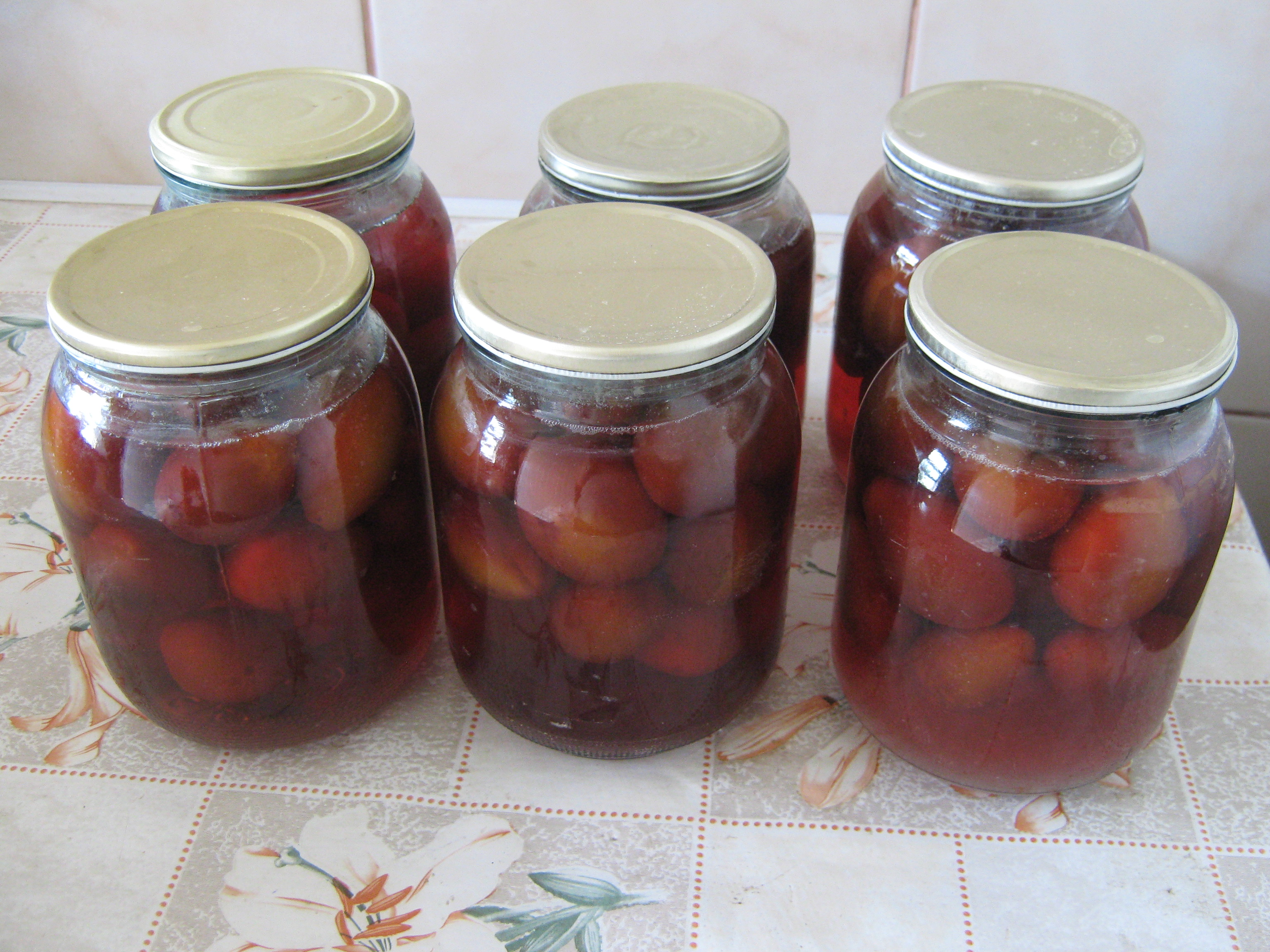 Compot de prune pentru iarna