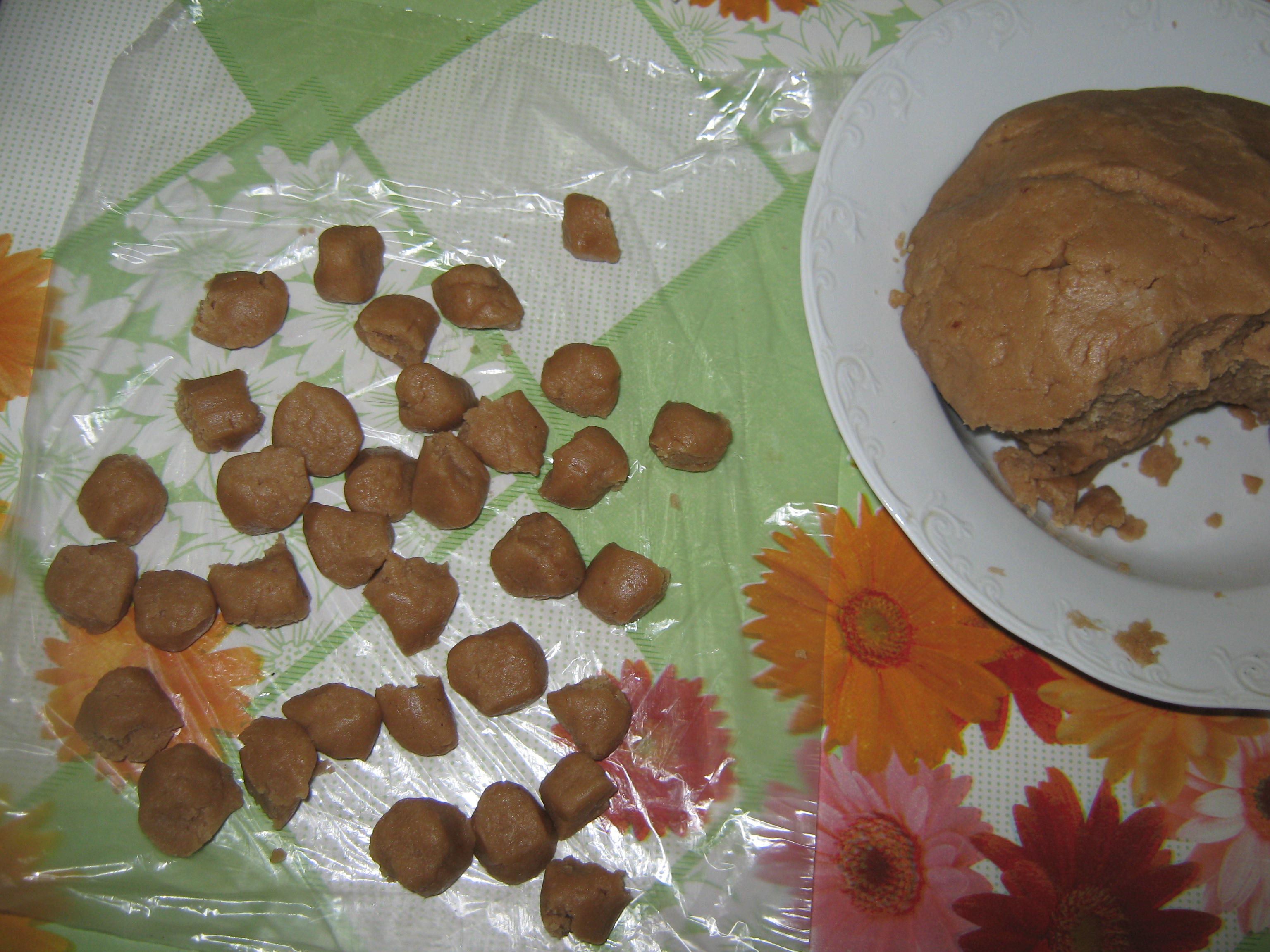 Nuci umplute cu crema
