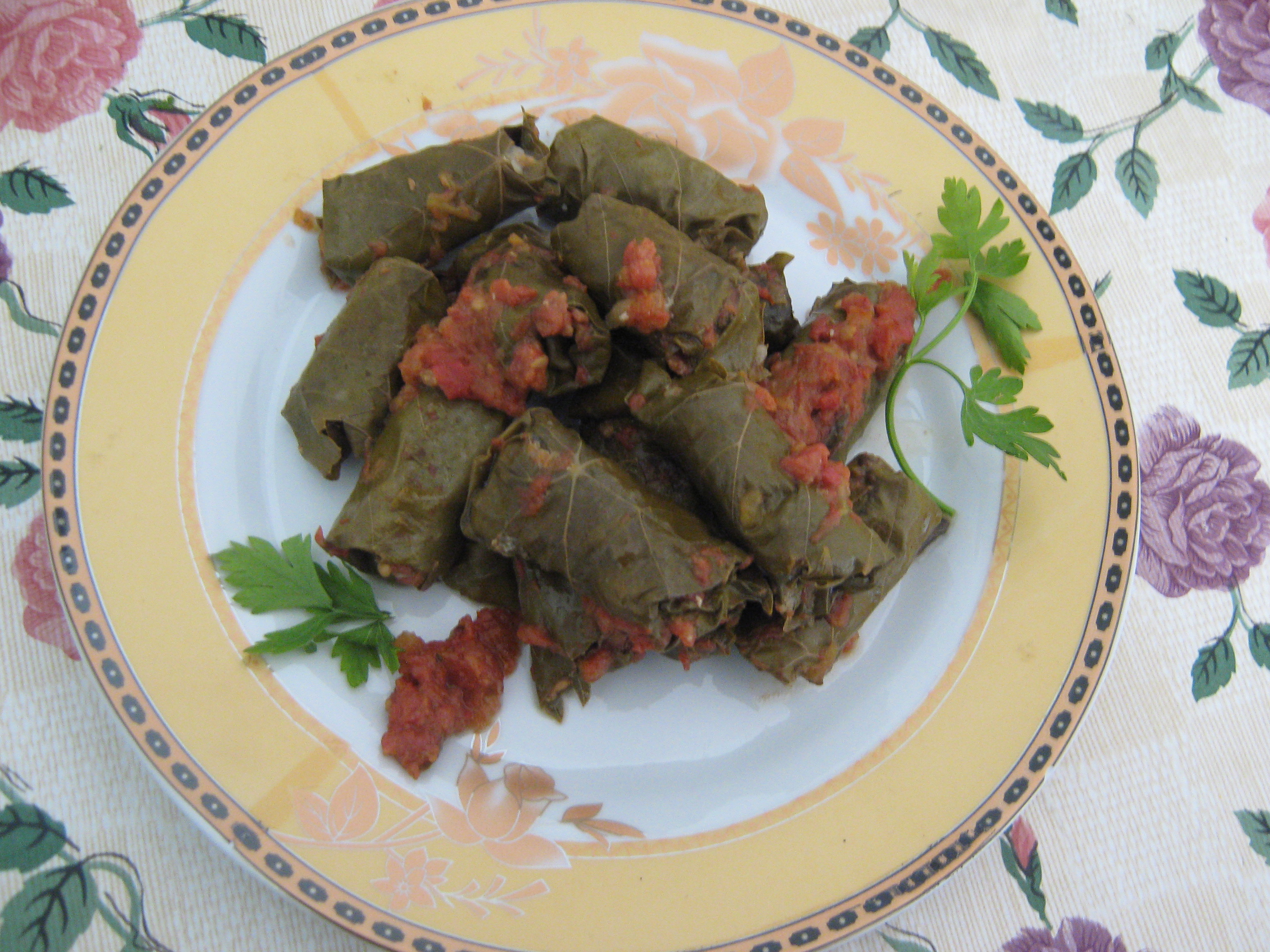 Sarmale cu carne in foi de vita2
