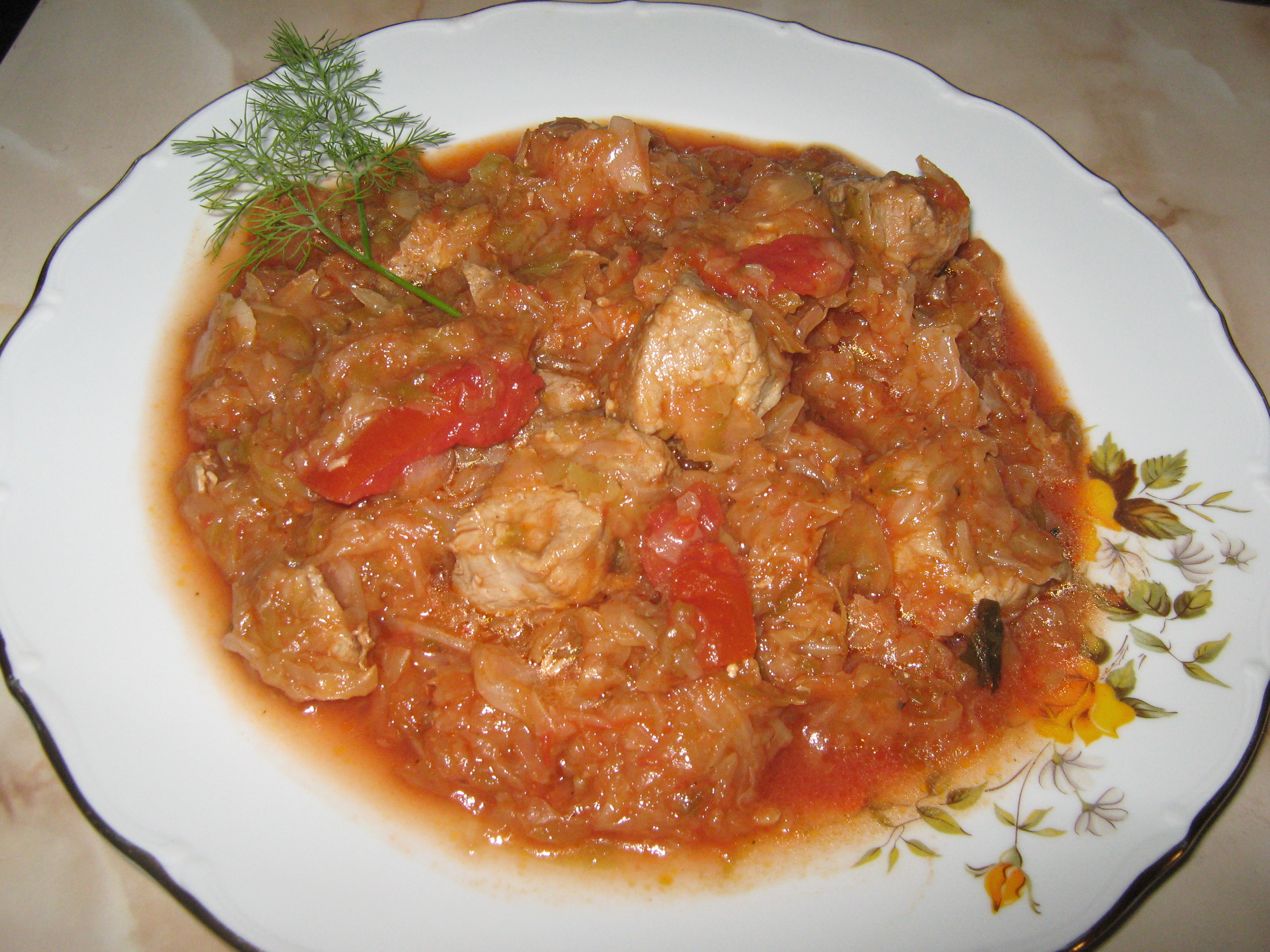 Varza dulce cu carne de porc