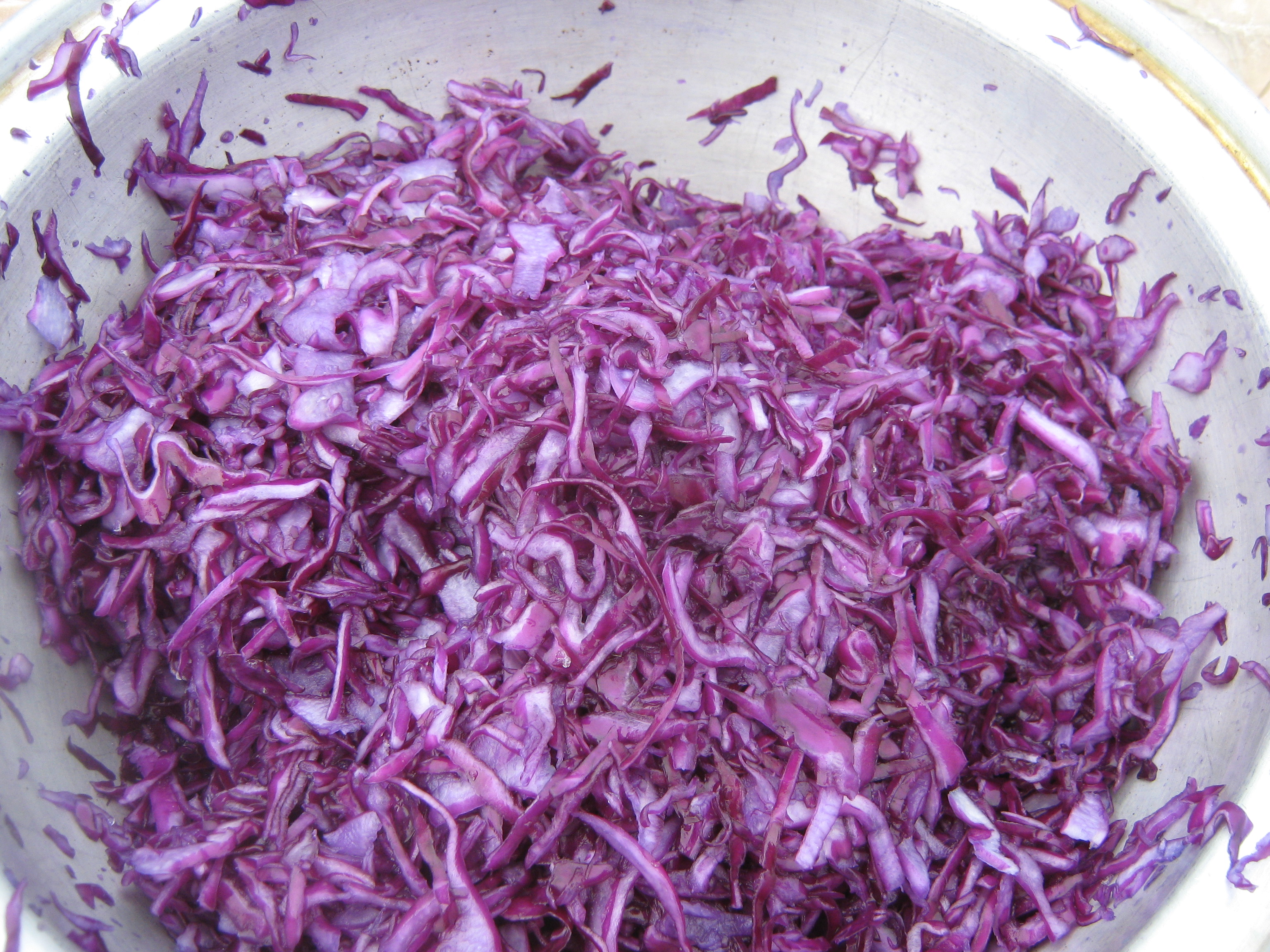 Salata de varza rosie